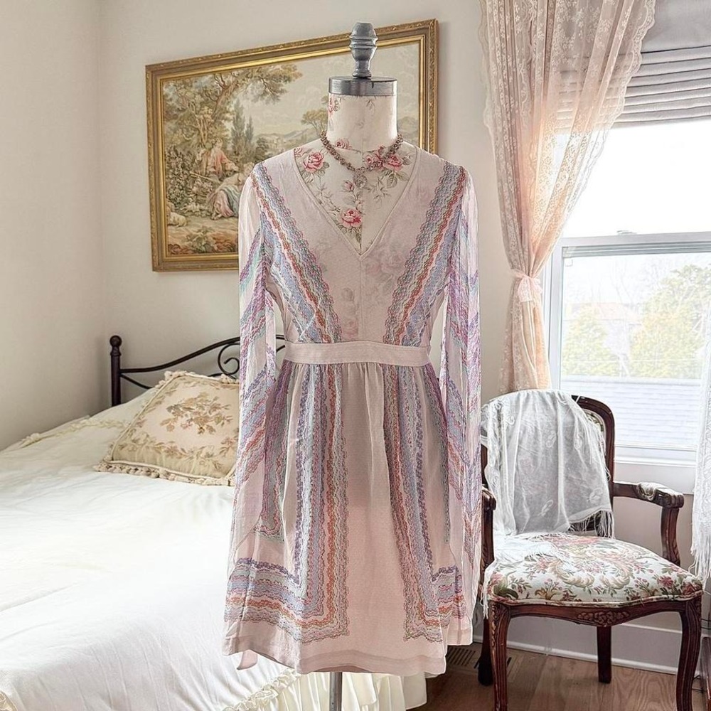 Pastel fairy dress‎  bcbg pastel dress size small